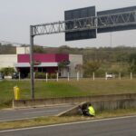 Entenda projeto de lei que proíbe radar de trânsito escondido, aprovado por comissão da Câmara
