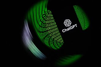 ChatGPT vs Claude: OpenAI compara novo GPT a 'IA perigosa' - 23/04/2026 - Tec