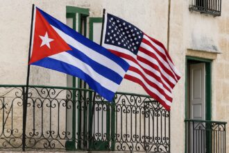 Cuba critica ameaças 'perigosas' dos EUA de ação militar contra a ilha