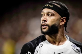 Memphis fica abaixo das metas físicas e faz Corinthians adiar retorno