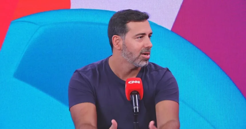 "Competição pela atenção", diz especialista sobre investidores no futebol