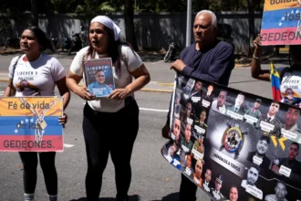 Venezuela anuncia libertação de 300 presos nesta semana