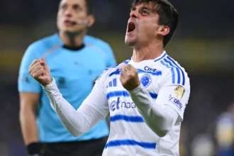 Boca Juniors x Cruzeiro: Fagner volta a marcar gol após cinco anos de jejum