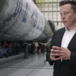 Empresário Elon Musk, CEO da SpaceX, em cena do documentário "De volta ao espaço"