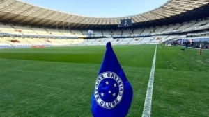 Cruzeiro x Chapecoense: escalações e onde assistir ao jogo do Brasileirão