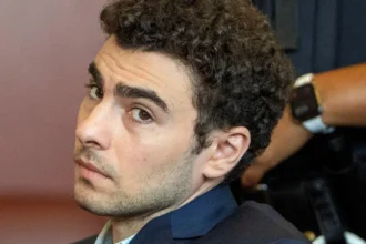 O que a decisão do juiz sobre provas significa para o caso Luigi Mangione?