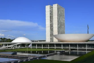 Minirreforma eleitoral pode parar no STF; entenda pontos em debate