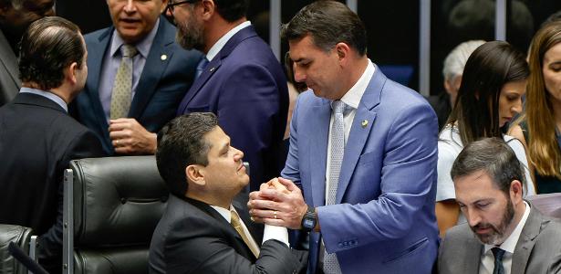 Carlos Juliano Barros