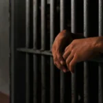 Brasileiro é preso em Paris por suspeita de estupro de crianças em pré-escola