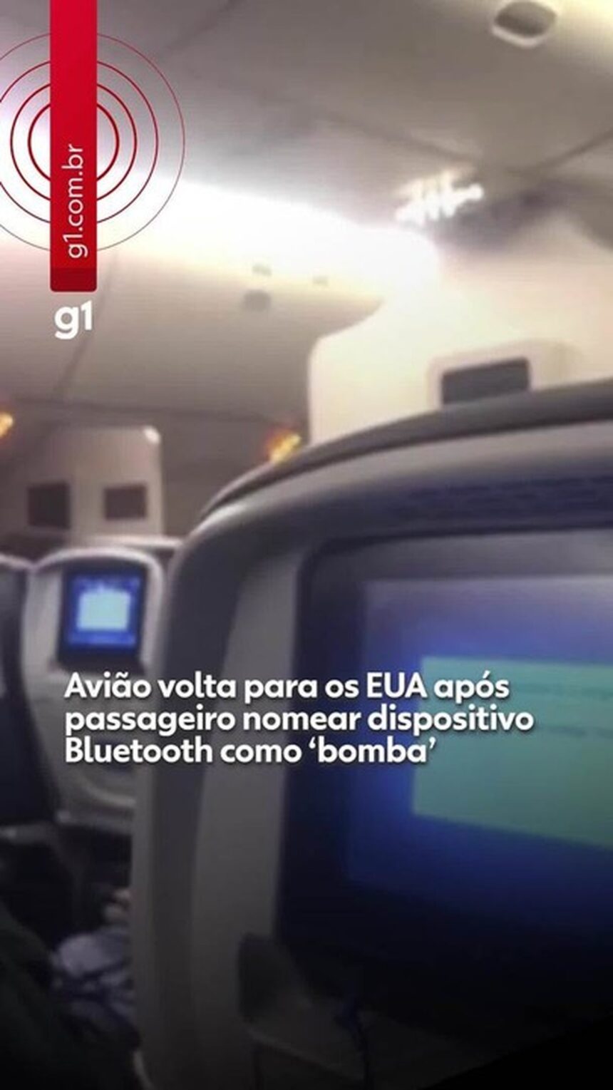 VÍDEO: passageiro chama dispositivo Bluetooth de 'bomba' e faz voo para a Espanha retornar aos EUA