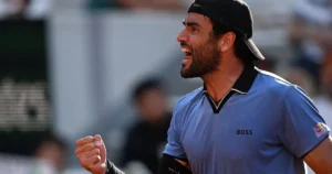 Após queda de Sinner, trio italiano mira semifinal de Roland Garros