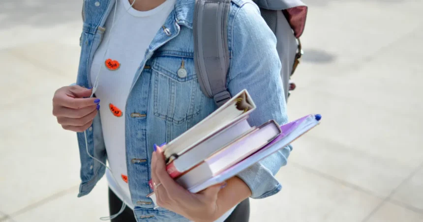 USP abre inscrições para Programa Unificado de Bolsas; saiba mais