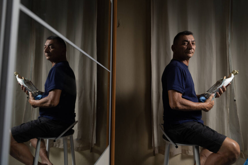 Aids ainda atrai preconceito e mata milhares no Brasil - 04/06/2026 - Equilíbrio e Saúde