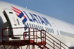 Latam quer Embraer como coringa para novos destinos e contra petróleo caro