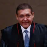 Kassio manda tirar do ar pesquisa que mostrou recuo de Flávio Bolsonaro
