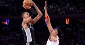 Spurs vencem Knicks em Nova York e diminuem desvantagem na final da NBA