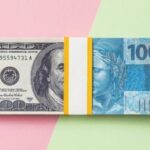 Dólar atingiu ontem R$ 5,18, acumulando 5,5% de alta desde 12 de maio, quando iniciou atual ciclo de valorização ante o real