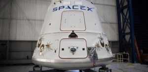 Cápsula Dragon, da Space X; empresa de Elon Musk vai estrear na bolsa americana