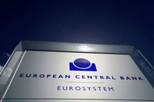 BCE eleva projeções de inflação até 2027, enquanto vê queda em crescimento