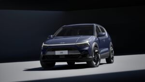 Hyundai lança i20 no Brasil e desafia onda dos SUVs com novo hatch