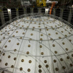 Detector na China leva à medição mais precisa de neutrinos - 13/06/2026 - Ciência