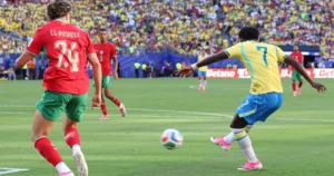 Vini Jr., Pelé e mais: quem marcou o primeiro gol do Brasil em cada Copa