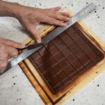 Chocolate enriquecido com café pode ser mais nutritivo - 14/06/2026 - Equilíbrio