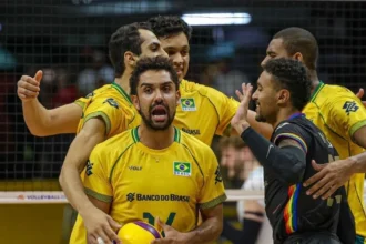 Brasil vira sobre Argentina no tie-break e segue invicto na VNL