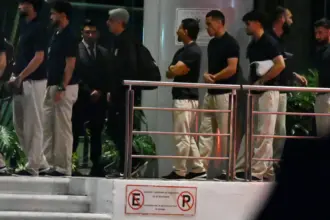 Capitão do Irã é retido em aeroporto dos EUA e atrasa voo da delegação