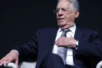 Fernando Henrique Cardoso completa 95 anos e é celebrado por autoridades
