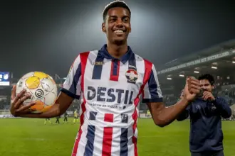 Suécia: Isak já brilhou na Holanda e hoje é um dos mais caros do mundo