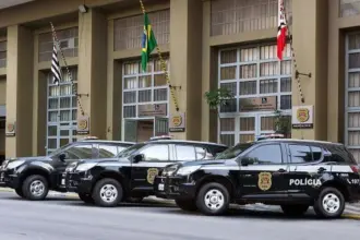 Criança cai de varanda de prédio e tem ferimentos graves em São Bernardo