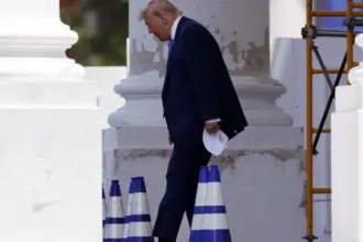 Trump ameaça atacar "com mais força" se Irã não travar aliados no Líbano