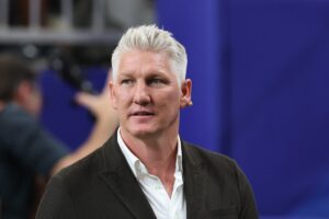 Ex-capitão da Alemanha é acusado de racismo por comentários sobre Costa do Marfim: 'Futebol selvagem'