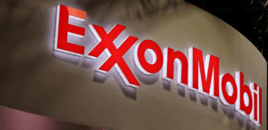 Logo da multinacional norte-americana de petróleo e gás ExxonMobil