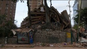Mulher de jogador de futebol é encontrada morta nos escombros após terremoto na Venezuela; filha foi resgatada