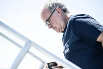 “Vamos encarar como uma final”, diz Bielsa antes de Uruguai x Espanha