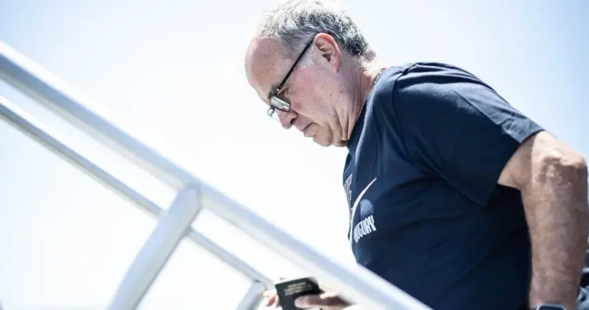“Vamos encarar como uma final”, diz Bielsa antes de Uruguai x Espanha
