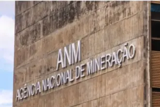 PF indicia chefe da ANM em investigação sobre exploração ilegal de minério
