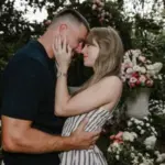 Taylor Swift arma esquema para evitar vazamento de convites de casamento