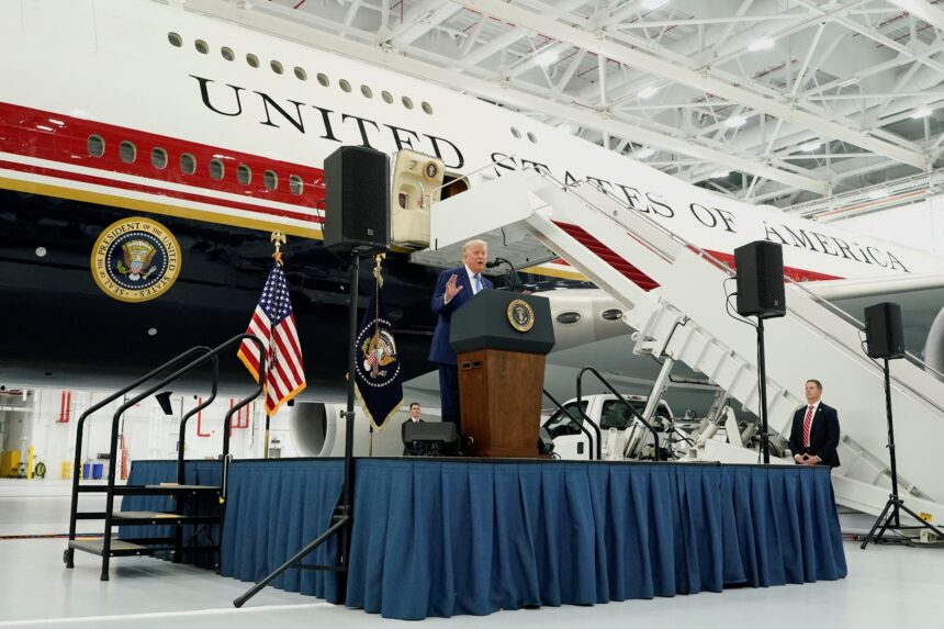 Trump faz primeiro voo em novo Air Force One de US$ 400 milhões doado pelo Catar