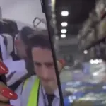 Piloto leva ajuda à Venezuela e descobre que perdeu a família; vídeo