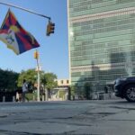 Ativista tibetano morre após atear fogo ao corpo perto da sede da ONU; homem manifestava pela independência do país
