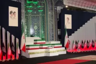 Funeral de Ali Khamenei é realizado em datas simbólicas; entenda