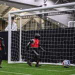 Robôs humanoides jogam a sua Copa do Mundo e criadores buscam a versão Messi; veja lances - 03/07/2026 - Tec