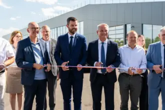 Bugatti inaugura nova fábrica para produzir o Tourbillon de 1.800 cv