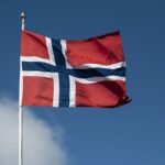Economia do paradoxo: Noruega ficou rica com o petróleo e hoje lidera a transição para a energia limpa