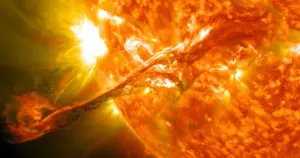 Tempestade solar atinge a Terra hoje com mais força do que o previsto