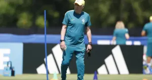 Ancelotti indica possíveis substitutos para vaga de Paquetá contra Noruega