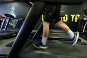 Artrite e artrose: Por que fazer exercício é importante - 05/07/2026 - Equilíbrio